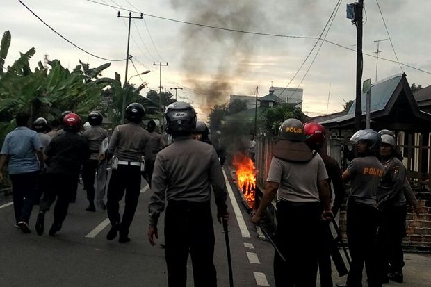 Pemkab Meranti Diminta...