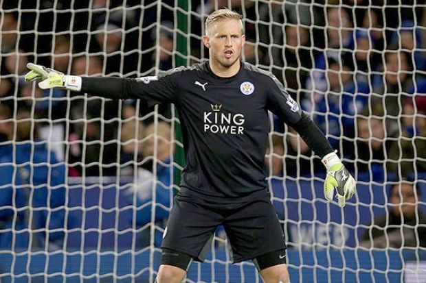 Duh, Kiper Leicester...