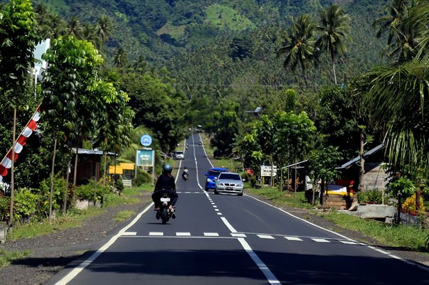 Dalam Empat Tahun, Minahasa...