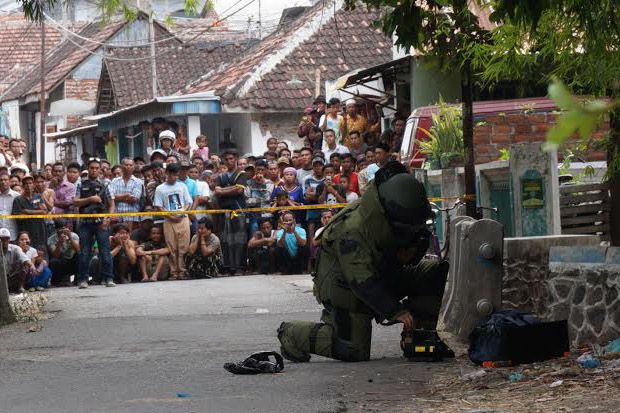 Pasca Serangan Bom Gereja,...