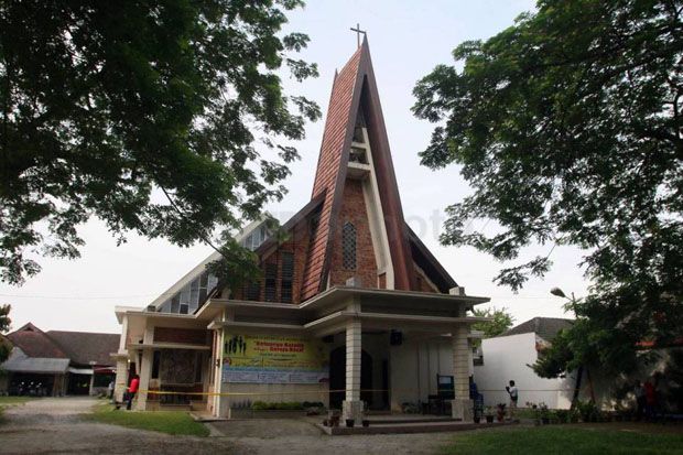 Leluhur Pelaku Bom Gereja...