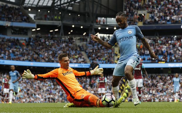 Manchester City Bungkam...