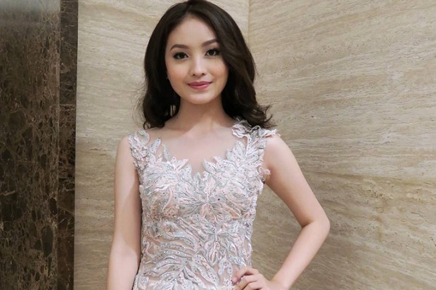 Natasha Wilona Berharap...