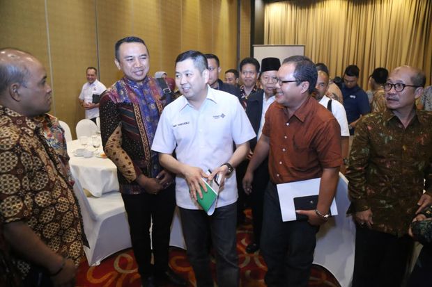 HT: Butuh Keputusan...