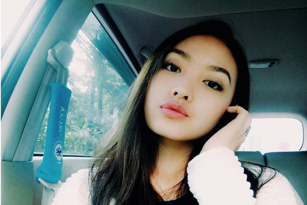 Natasha Wilona Bersaing...