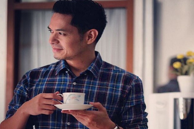 Dude Harlino Prihatin...