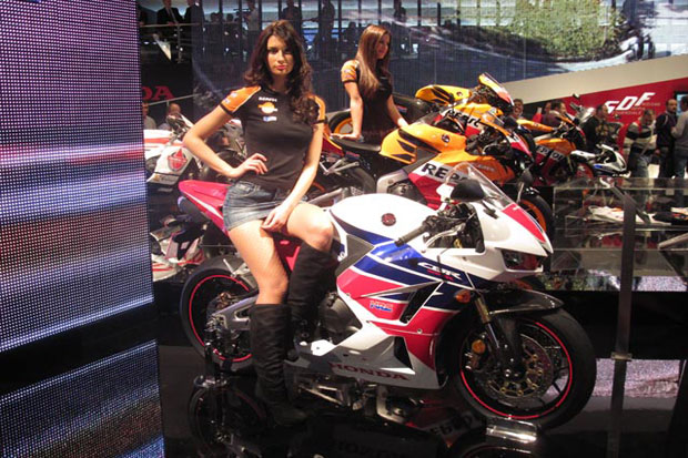 Euro 4 Paksa Honda Bunuh...