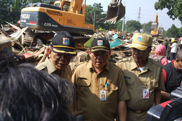Rawajati Dibongkar Paksa,...