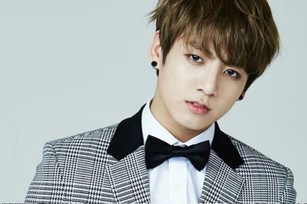 Jungkook BTS Berikan...