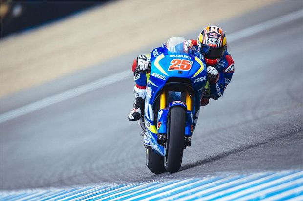 Maverick Vinales Raih...