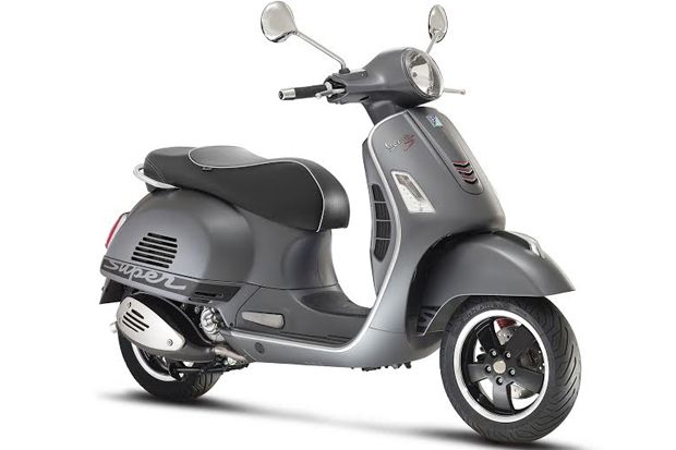 Vespa GTS 300 Super...