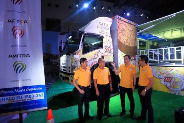 Truk Safari FIF Group...