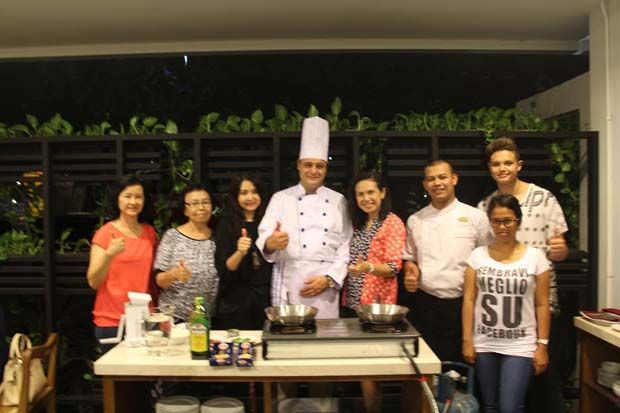 Chef dari Italia Berbagi...