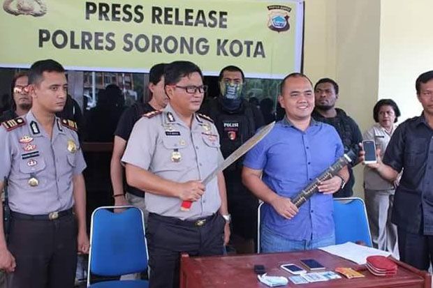Tangkap 7 Begal Bertopeng,...