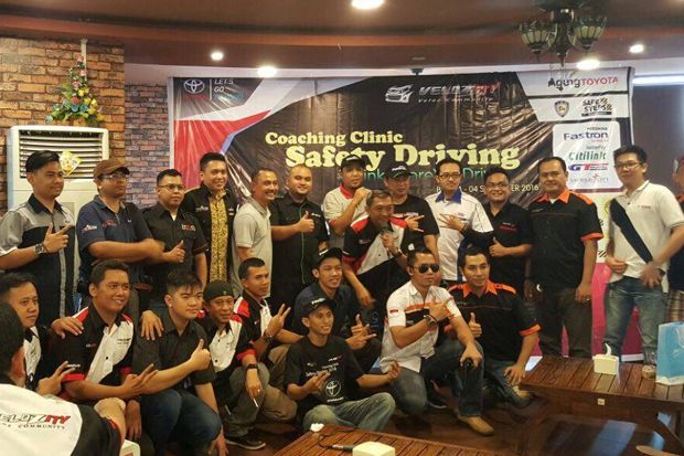 Komunitas Pengguna Veloz...