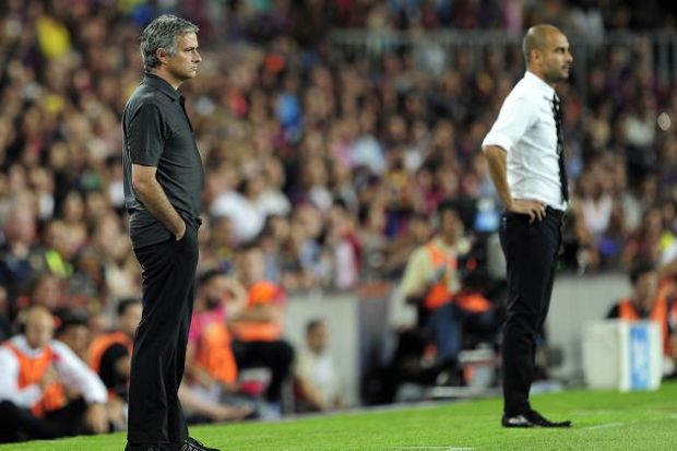 Panaskan Derby Manchester,...