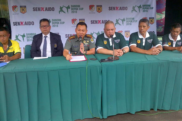 Rayakan HUT TNI, Kodim...