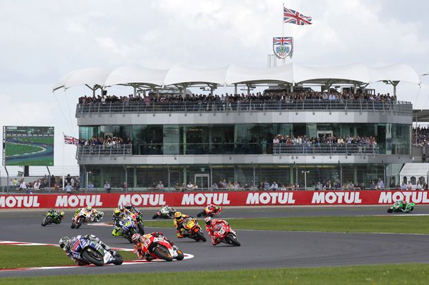 Lorenzo dan Crutchlow...