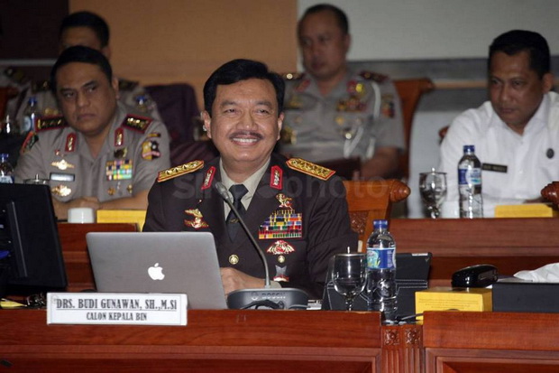 BG Cium Tangan Megawati...