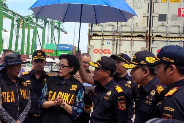 Sri Mulyani Gandeng...
