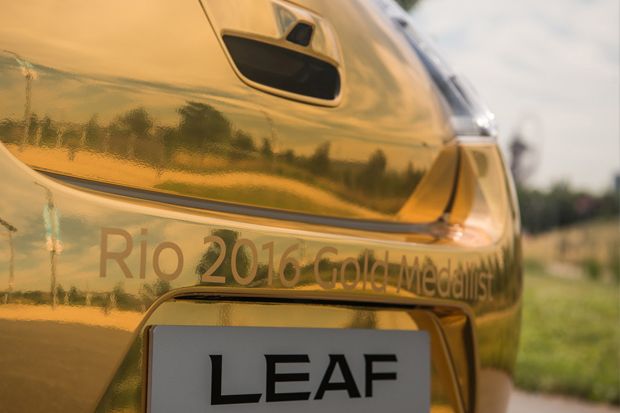 Nissan Leaf Emas Jadi...