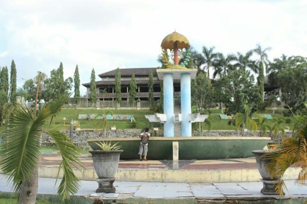 Sejarah Kesultanan Kotawaringin...