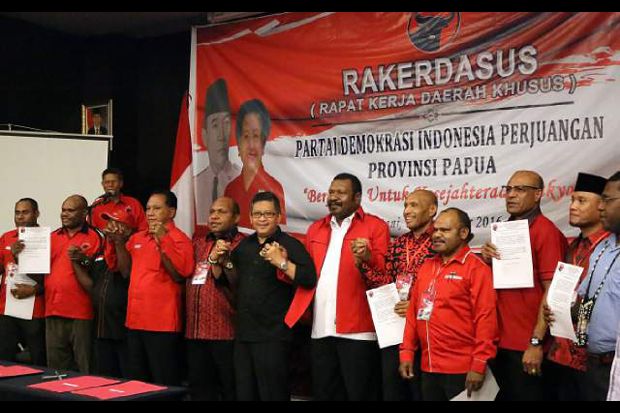 Hasto: Perhatian PDIP...
