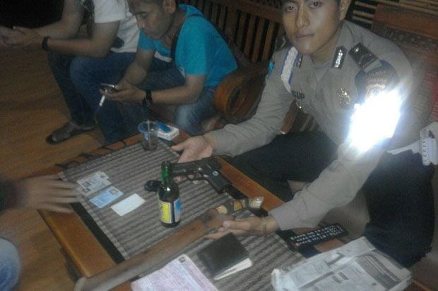 Bawa Airsoft Gun dan...