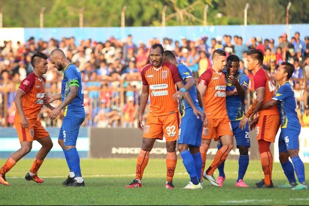 Pusamania Borneo FC...