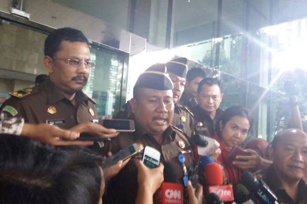 Dampingi Jaksa Farizal...
