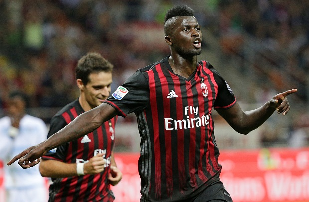 Milan Lengkapi Penderitaan...
