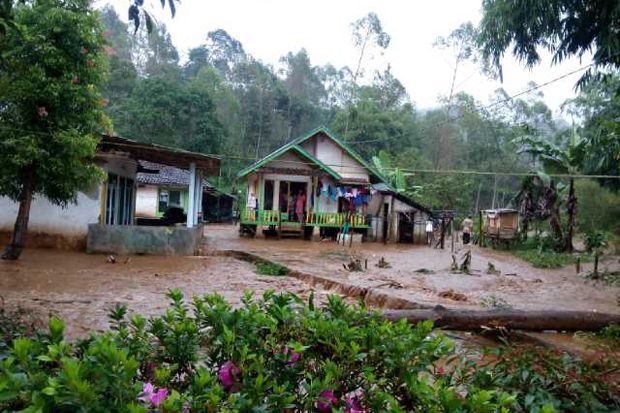 Banjir Bandang Kembali...