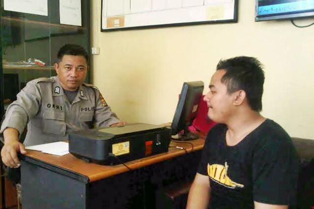 Copet Rombongan Haji,...