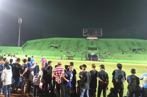 Menjamu Mitra Kukar,...