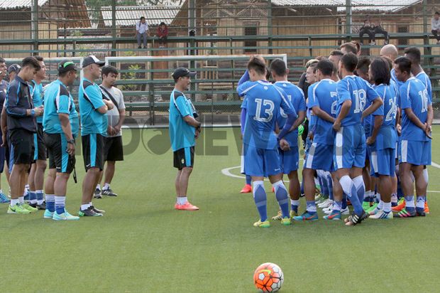 Persib Dipaksa Mandul...