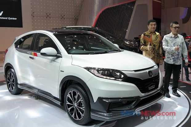 Di GIIAS Surabaya Honda...