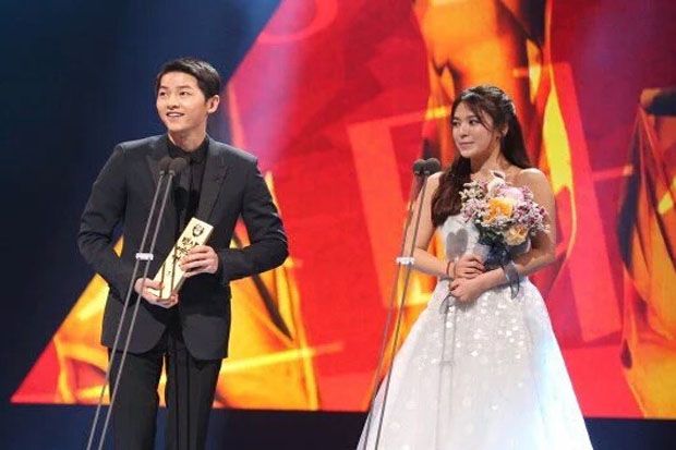 Song Joong Ki dan Song...