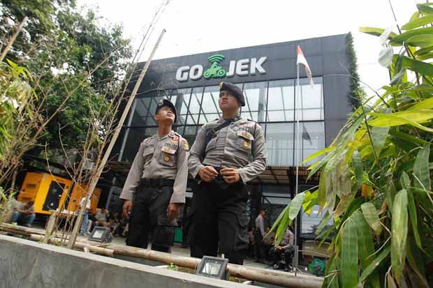 Ditemui Perwakilan Manajemen,...