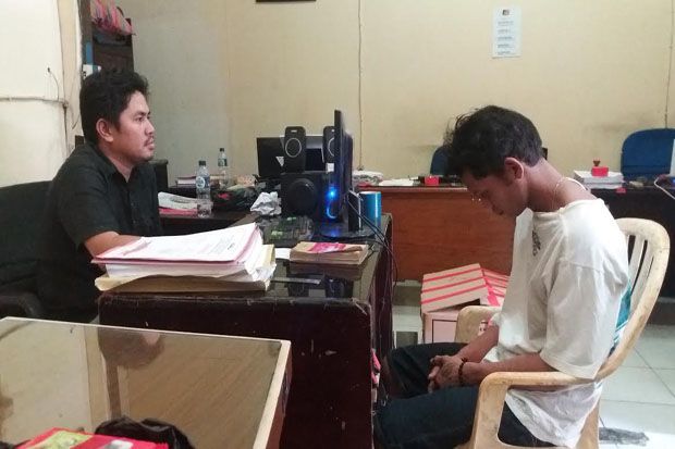 10 Bulan Buron, Ancos...