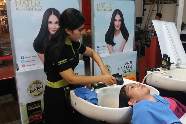 Membuat Rambut Lebih...