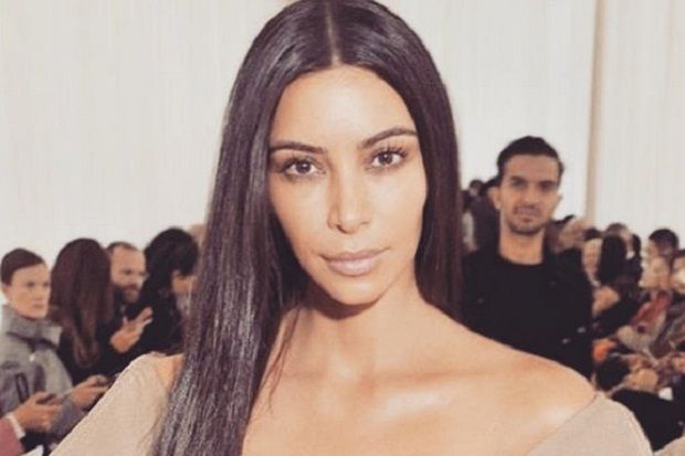 Kim Kardashian Disekap...