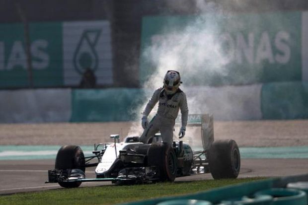 Mercedes: Tuduhan Hamilton...
