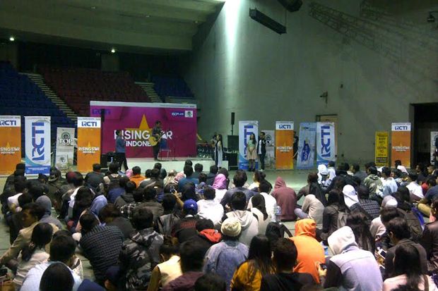 Audisi Rising Star di...