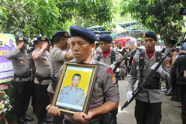Ini Kata Sahabat Alm...