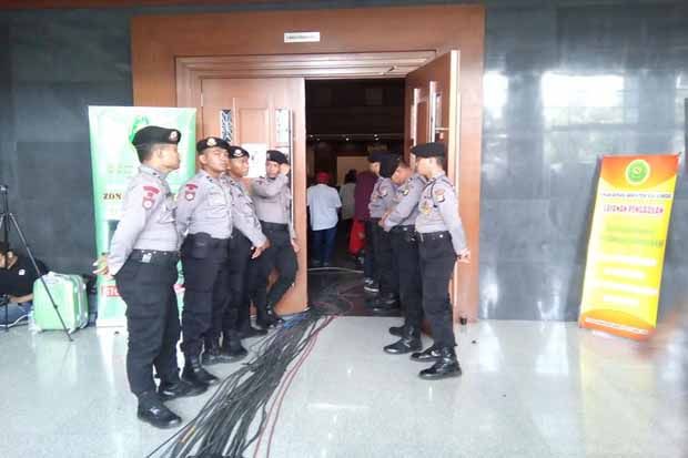 Polisi Perketat Penjagaan...