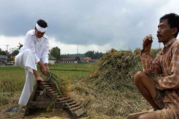 Foto Bupati Purwakarta...
