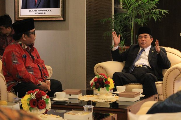 Ketua DPR Siap Beri...