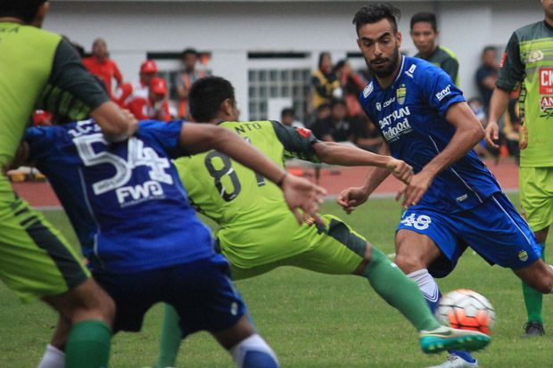 Pelatih Bhayangkara...