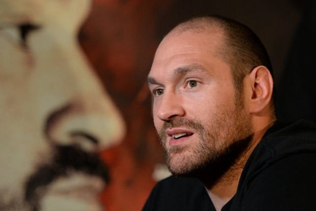 Tyson Fury Resmi Dilarang...