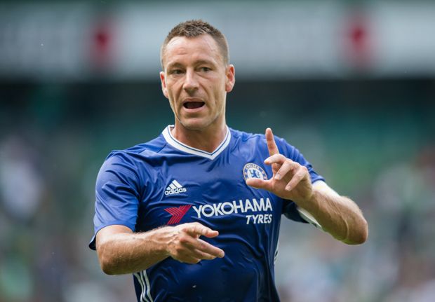 John Terry Kembali Perkuat...